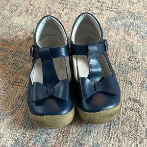 Lamour girls sz 12 Navy Bow